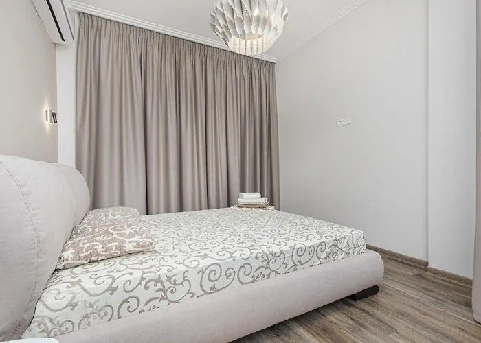 Sea Symphony 2-bedrooms